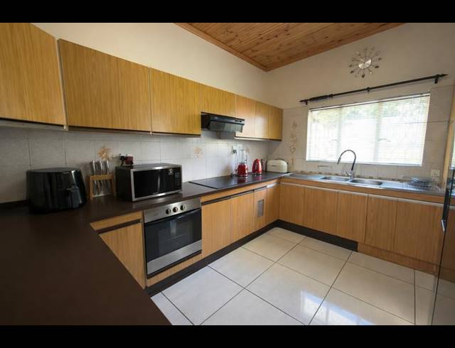 4 BEDROOM HOUSE FOR SALE IN BLACKRIDGE